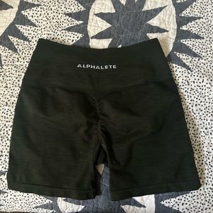 Alphalete Amplify
